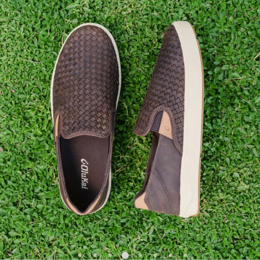 OLUKAI Men’s Lauhala Woven Leather Shoes 
✨ Size 9